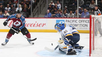 DENVER, CO - OCTOBER 19: Goaltender Carter Hutton