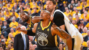 OAKLAND, CA - APRIL 16: David West
