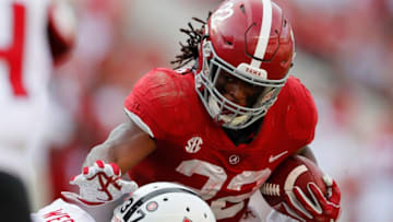 TUSCALOOSA, AL - SEPTEMBER 08: Najee Harris #22 of the Alabama Crimson Tide rushes against Logan Wescott #37 of the Arkansas State Red Wolves at Bryant-Denny Stadium on September 8, 2018 in Tuscaloosa, Alabama. (Photo by Kevin C. Cox/Getty Images)