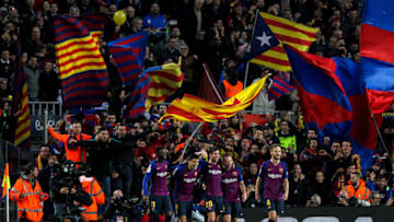 28th October 2018, Camp Nou, Barcelona, Spain; La Liga football, Barcelona versus Real Madrid; FC Barcelona players celebrate their goal for 3-1 from Suarez in the 75th minute (photo by Pedro Salado/Action Plus via Getty Images)