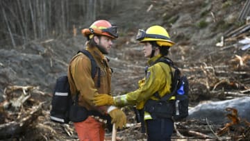FIRE COUNTRY (9:00-10:00 PM) “I Know It Feels Impossible” – The station 42 and third rock crews face a daring rescue when a massive mudslide tears through Edgewater. Meanwhile, Bode’s (Max Theriot) freedom is on the line at his parole hearing. First season finale airing May 19. Pictured (L-R): Max Thieriot as Bode Donovan and Stephanie Arcila as Gabriela Perez. Photo: Sergei Bachlakov/CBS ©2023 CBS Broadcasting, Inc. All Rights Reserved.