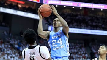 LOUISVILLE, KENTUCKY - FEBRUARY 02: Kenny Williams #24 of the North Carolina Tar Heels shoots the ball against the Louisville Cardinals at KFC YUM! Center on February 02, 2019 in Louisville, Kentucky. (Photo by Andy Lyons/Getty Images)