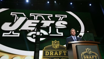 CHICAGO, IL - APRIL 30: NFL Commissioner Roger Goodell announces that Leonard Williams of the USC Trojans is picked