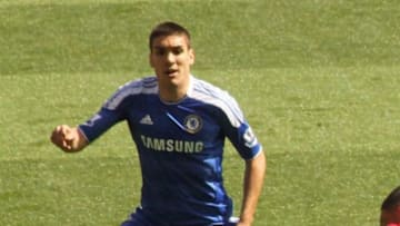 By Ronnie Macdonald (Flickr: Alex Oxlade-Chamberlain 3) [CC BY 2.0 (http://creativecommons.org/licenses/by/2.0)], via Wikimedia Commons