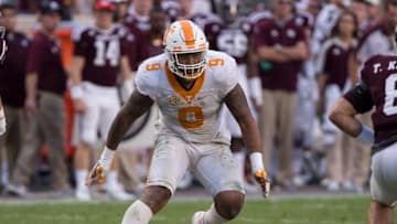 Oct 8, 2016; College Station, TX, USA; Tennessee Volunteers defensive end Derek Barnett (9) in action during the game against the Texas A&M Aggies at Kyle Field. The Aggies defeat the Volunteers 45-38 in overtime. Mandatory Credit: Jerome Miron-USA TODAY Sports