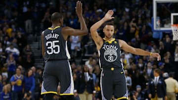 OAKLAND, CA - FEBRUARY 22: Stephen Curry