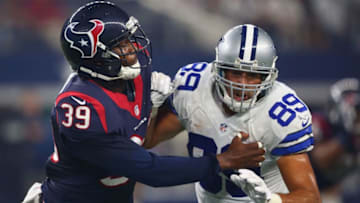 ARLINGTON, TX - SEPTEMBER 03: (L-R) Lonnie Ballentine