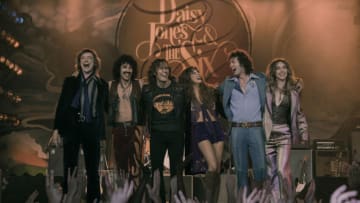 Josh Whitehouse (Eddie Roundtree), Sebastian Chacon (Warren Rojas), Sam Claflin (Billy Dunne), Riley Keough (Daisy Jones), Will Harrison (Graham Dunne), Suki Waterhouse (Karen Sirko)