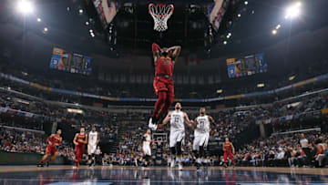 MEMPHIS, TN - FEBRUARY 23: LeBron James #23 of the Cleveland Cavaliers drives to the basket against the Memphis Grizzlies on February 23, 2018 at FedExForum in Memphis, Tennessee. NOTE TO USER: User expressly acknowledges and agrees that, by downloading and or using this photograph, User is consenting to the terms and conditions of the Getty Images License Agreement. Mandatory Copyright Notice: Copyright 2018 NBAE (Photo by Joe Murphy/NBAE via Getty Images)