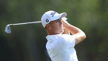 ABU DHABI, UNITED ARAB EMIRATES - JANUARY 21: Justin Thomas of the United States of America plays his third shot on the 5th hole during Day One of the Abu Dhabi HSBC Championship at Abu Dhabi Golf Club on January 21, 2021 in Abu Dhabi, United Arab Emirates. (Photo by Warren Little/Getty Images)