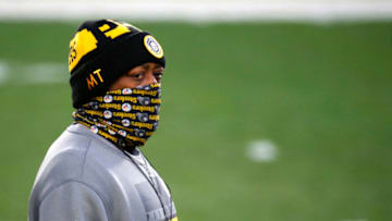 PITTSBURGH, PENNSYLVANIA - DECEMBER 07: Head coach Mike Tomlin of the Pittsburgh Steelers looks on prior to their game against the Washington Football Team at Heinz Field on December 07, 2020 in Pittsburgh, Pennsylvania. (Photo by Justin K. Aller/Getty Images)