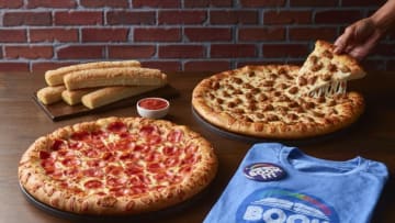 Pizza Hut BOOK IT! bundle. Image courtesy Pizza