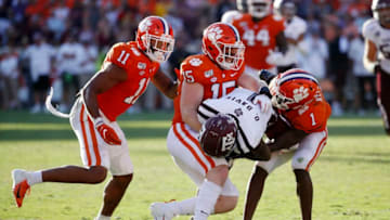 Jake Venables, Derion Kendrick, Isaiah Simmons Clemson Tigers (Photo by Joe Robbins/Getty Images)
