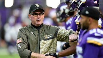MINNEAPOLIS, MN - NOVEMBER 19: Minnesota Vikings head coach Mike Zimmer shakes hands with a line of Vikings players before the game against the Los Angeles Rams on November 19, 2017 at U.S. Bank Stadium in Minneapolis, Minnesota. (Photo by Hannah Foslien/Getty Images)