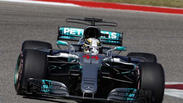 AUSTIN, TX - OCTOBER 22: Lewis Hamilton of Great Britain driving the (44) Mercedes AMG Petronas F1 Team Mercedes F1 WO8 (Photo by Clive Mason/Getty Images)