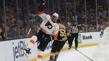 BOSTON - SEPTEMBER 29: Philadelphia Flyers' Wayne Simmonds (17) celebrates his goal during the third period. The Boston Bruins host the Philadelphia Flyers in a pre-season NHL hockey game at TD Garden in Boston on Sep. 29, 2018. (Photo by Matthew J. Lee/The Boston Globe via Getty Images)