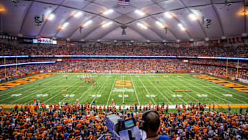 Syracuse football (Photo by Brett Carlsen/Getty Images)