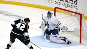 LOS ANGELES, CALIFORNIA - MARCH 05: Gabriel Vilardi #42 of the Los Angeles Kings shoots the puck against Frederik Andersen #31 of the Toronto Maple Leafs during the second period at Staples Center on March 05, 2020 in Los Angeles, California. (Photo by Katelyn Mulcahy/Getty Images)