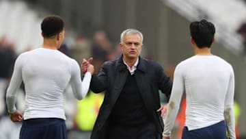 LONDON, ENGLAND - NOVEMBER 23: Jose Mourinho, Manager of Tottenham Hotspur embraces Dele Alli and Heung-Min Son of Tottenham Hotspur during the Premier League match between West Ham United and Tottenham Hotspur at London Stadium on November 23, 2019 in London, United Kingdom. (Photo by Catherine Ivill/Getty Images)