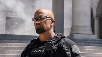 "Kangaroo" -- The SWAT team goes in pursuit again of the militant group The Emancipators when the criminals hold a live stream kangaroo court to publicly execute city politicians. Also, Hondo (Shemar Moore) fights to lift Darryl's (Deshae Frost) spirits; Deacon (Jay Harrington) feels unworthy as he prepares to receive one of the LAPD's highest honors; and Street (Alex Russell) catches a break in the search for his missing parolee mother, Karen Street (Sherilyn Fenn). Debbie Allen guest stars as Charice Harrelson, Hondo's mother. On the 2nd season finale of S.W.A.T., Thursday, May 16th (10:00-11:00 PM, ET/PT) on the CBS Television Network. Pictured: Shemar Moore as Daniel "Hondo" Harrelson. Photo: Bill Inoshita/CBS ÃÂ©2019 CBS Broadcasting, Inc. All Rights Reserved