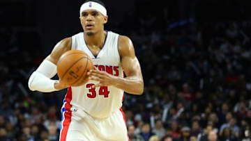 Dec 6, 2016; Auburn Hills, MI, USA; Detroit Pistons forward Tobias Harris (34) looks to pass against the Chicago Bulls at The Palace of Auburn Hills. The Pistons won 102-91.Mandatory Credit: Aaron Doster-USA TODAY Sports