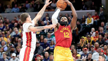INDIANAPOLIS, IN - NOVEMBER 16: Tyreke Evans #12 of the Indiana Pacers shoots the ball against the Miami Heat at Bankers Life Fieldhouse on November 16, 2018 in Indianapolis, Indiana. (Photo by Andy Lyons/Getty Images)