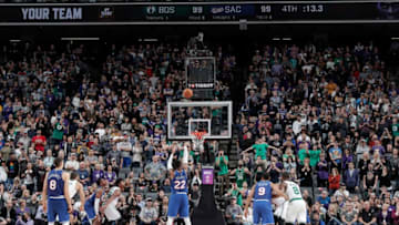 SACRAMENTO, CA - NOVEMBER 17: Richaun Holmes #22 of the Sacramento Kings shoots a free throw against the Boston Celtics on November 17, 2019 at Golden 1 Center in Sacramento, California. NOTE TO USER: User expressly acknowledges and agrees that, by downloading and or using this Photograph, user is consenting to the terms and conditions of the Getty Images License Agreement. Mandatory Copyright Notice: Copyright 2019 NBAE (Photo by Rocky Widner/NBAE via Getty Images)