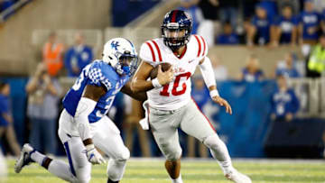 LEXINGTON, KY - NOVEMBER 04: Jordan Ta'amu #10 of the Mississippi Rebels throws a pass against the Kentucky Wildcats at Commonwealth Stadium on November 4, 2017 in Lexington, Kentucky. (Photo by Andy Lyons/Getty Images)