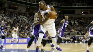 Oct 6, 2016; San Jose, CA, USA; Golden State Warriors forward Kevin Durant (35) prepares to attempt a shot against the Sacramento Kings in the third quarter at the SAP Center. Mandatory Credit: Cary Edmondson-USA TODAY Sports