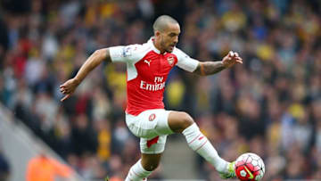 LONDON, ENGLAND - APRIL 02: Theo Walcott of Arsenal in action during the Barclays Premier League match between Arsenal and Watford at Emirates Stadium on April 2, 2016 in London, England. (Photo by Ian Walton/Getty Images)