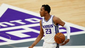 SACRAMENTO, CA - MAY 09: Louis King #23 of the Sacramento Kings winds the clock down against the Oklahoma City Thunder during the game at Golden 1 Center on May 9, 2021 in Sacramento, California. (Photo by Ben Green/Getty Images)