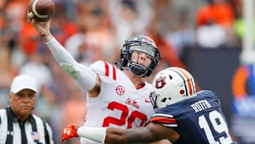 AUBURN, AL - OCTOBER 07: Nick Ruffin