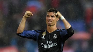 MADRID, SPAIN - MAY 10: Cristiano Ronaldo of Real Madrid celebrates after the UEFA Champions League Semi Final second leg match between Club Atletico de Madrid and Real Madrid CF at Vicente Calderon Stadium on May 10, 2017 in Madrid, Spain. (Photo by Laurence Griffiths/Getty Images)