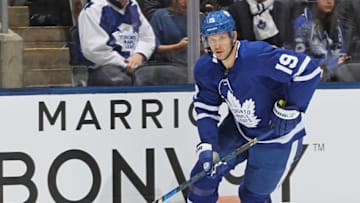 Jason Spezza #19 of the Toronto Maple Leafs. (Photo by Claus Andersen/Getty Images)