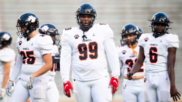 Powell's Walter Nolen (99) during the KOC Kick-Off Classic football jamboree held at the University of Tennessee's Neyland Stadium on Friday, August 13, 2021.Kns Knox Football Jamboree Bp