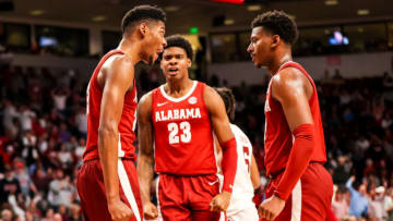 Auburn basketball reporter Justin Lee of the Opelina-Auburn News criticized Alabama basketball star Brandon Miller's irreverent pregame routine Mandatory Credit: Jeff Blake-USA TODAY Sports