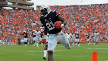 AUBURN, AL - OCTOBER 07: Kerryon Johnson