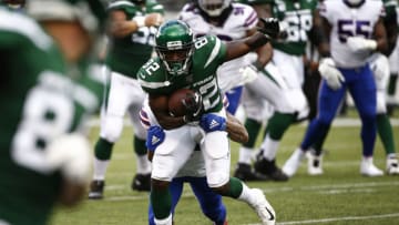 EAST RUTHERFORD, NJ - SEPTEMBER 8: Jamison Crowder #82 of the New York Jets runs the ball against the Buffalo Bills during their game at MetLife Stadium on September 8, 2019 in East Rutherford, New Jersey. (Photo by Jeff Zelevansky/Getty Images)