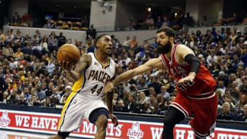 Nov 5, 2016; Indianapolis, IN, USA; Indiana Pacers guard Jeff Teague (44) drives to the basket against Chicago Bulls forward Nikola Mirotic (44) at Bankers Life Fieldhouse. Indiana defeats Chicago 111-94. Mandatory Credit: Brian Spurlock-USA TODAY Sports