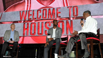 HOUSTON, TX - JULY 14: The Houston Rockets introduce Chris Paul and chats with Calvin Murphy on July 14, 2017 at the Toyota Center in Houston, Texas. NOTE TO USER: User expressly acknowledges and agrees that, by downloading and/or using this photograph, user is consenting to the terms and conditions of the Getty Images License Agreement. Mandatory Copyright Notice: Copyright 2017 NBAE (Photo by Bill Baptist/NBAE via Getty Images)