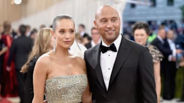 NEW YORK, NY - MAY 02: Hannah Davis (L) and Derek Jeter attend the 'Manus x Machina: Fashion In An Age Of Technology' Costume Institute Gala at Metropolitan Museum of Art on May 2, 2016 in New York City. (Photo by Mike Coppola/Getty Images for People.com)