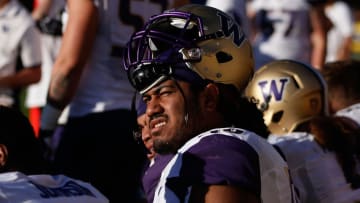 TEMPE, AZ - NOVEMBER 14: Defensive lineman Vita Vea