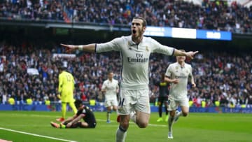 MADRID, SPAIN - FEBRUARY 18: Gareth Bale of Real Madrid CF celebrates scoring their second goal during the La Liga match between Real Madrid CF and RCD Espanyol at Estadio Santiago Bernabeu on February 18, 2017 in Madrid, Spain. (Photo by Gonzalo Arroyo Moreno/Getty Images)