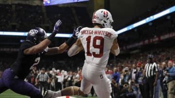 SAN ANTONIO, TX - DECEMBER 28: JJ Arcega-Whiteside #19 of the Stanford Cardinal catches a pass for a touchdown in the first quarter defended by Niko Small #2 of the TCU Horned Frogs during the Valero Alamo Bowl at the Alamodome on December 28, 2017 in San Antonio, Texas. (Photo by Tim Warner/Getty Images)