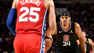 PHILADELPHIA, PA - NOVEMBER 1: Tobias Harris #34 of the LA Clippers plays defense against the Philadelphia 76ers on November 1, 2018 at the Wells Fargo Center in Philadelphia, Pennsylvania. NOTE TO USER: User expressly acknowledges and agrees that, by downloading and/or using this photograph, user is consenting to the terms and conditions of the Getty Images License Agreement. Mandatory Copyright Notice: Copyright 2018 NBAE (Photo by David Dow/NBAE via Getty Images)