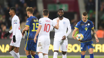 PRISTINA, KOSOVO - NOVEMBER 17: Fikayo Tomori of England and Harry Winks look on after the UEFA Euro 2020 Qualifier between Kosovo and England on November 17, 2019 in Pristina, Kosovo. (Photo by Michael Regan/Getty Images)