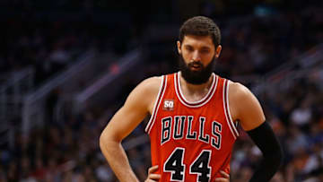 PHOENIX, AZ - NOVEMBER 18: Nikola Mirotic