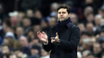 Tottenham Hotspur's Argentinian head coach Mauricio Pochettino gestures on the touchline during the UEFA Champions League group E football match between Tottenham Hotspur and Bayer Leverkusen at Wembley Stadium in north London on November 2, 2016. / AFP / Adrian DENNIS (Photo credit should read ADRIAN DENNIS/AFP/Getty Images)