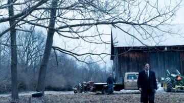 Bill Camp (left) as "Wilbur Tennant" and Mark Ruffalo (right) as "Robert Bilott" in director Todd Haynes' DARK WATERS, a Focus Features release. Credit : Mary Cybulski / Focus Features
