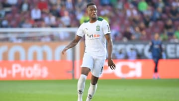 Bayern Munich has been in contact with agent of Borssia Mionchengladbach midfielder Denis Zakaria. (Photo by Sebastian Widmann/Getty Images)